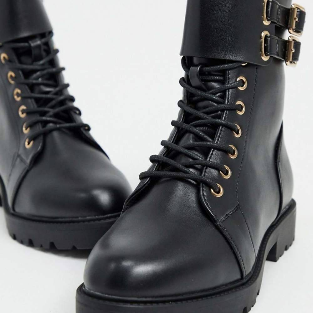 NWOT Asos combat boot. Gold buckles SIZE 8